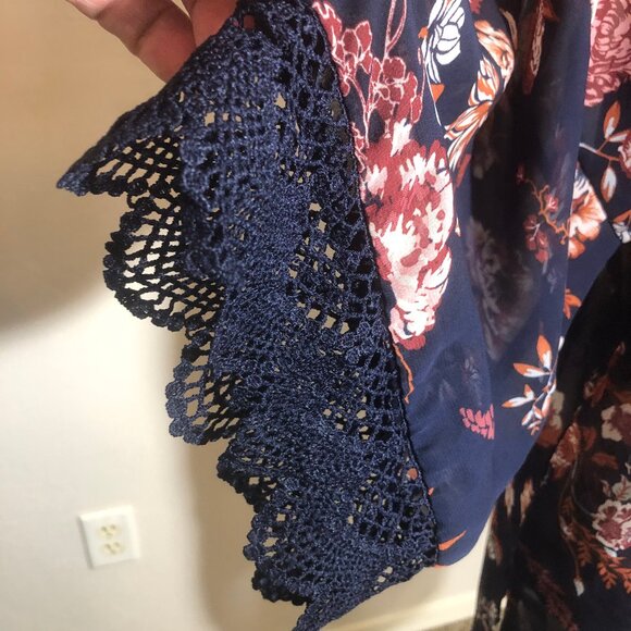 Embrace Effortless Style: Wallflower XL Open-Front Kimono - Picture 6 of 16